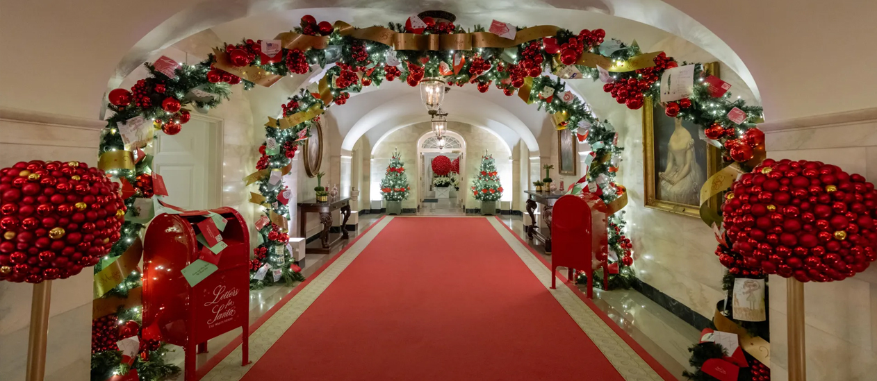 White house Christmas decorations - Biden - 2023
